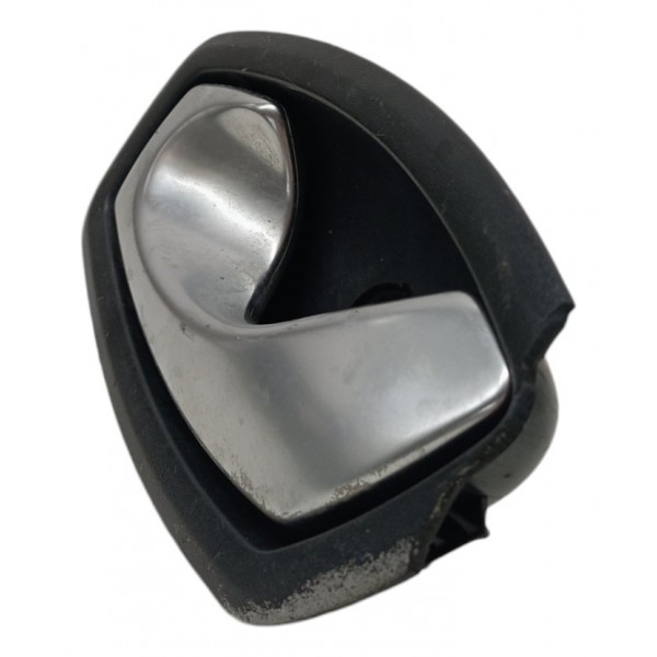 Maçaneta Interna Dianteira Esq. Renault Fluence 2011 Detalhe Preto Dianteira