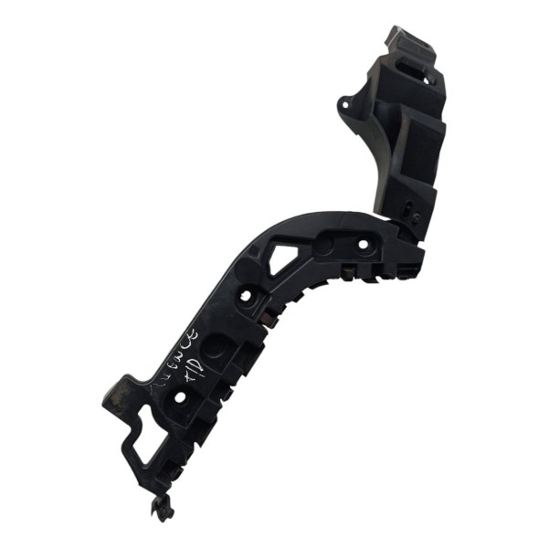 Guia Parachoque Traseiro Direito Renault Fluence 2011 2012