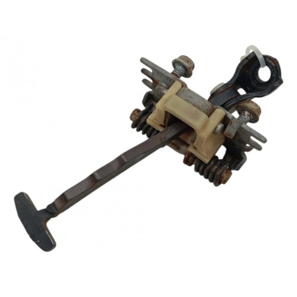 Limitador Porta Traseira Direita Renault Fluence 2011 2012 Traseira Direita Prateado