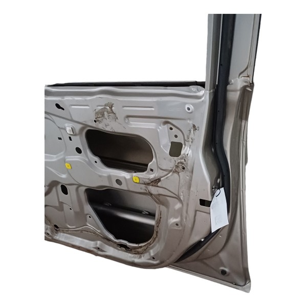 Porta Dianteira Direita Honda Fit 2008 Detalhes - Dianteira - Direito - Dourado