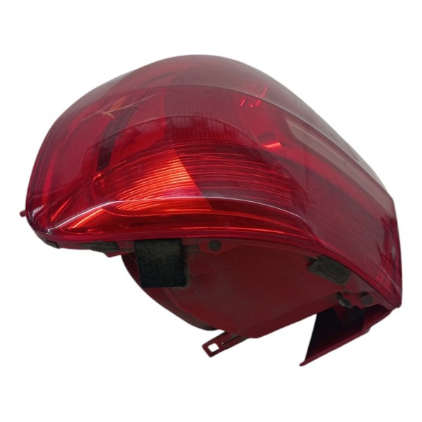 Lanterna Direita Volkswagen Fox 2010 2011 2012 2013 Detalhes Direito Vermelho