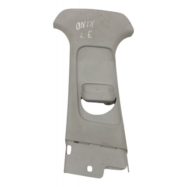 Acabamento Lateral Cinto De Segurança Esquerdo Gm Onix Cinza