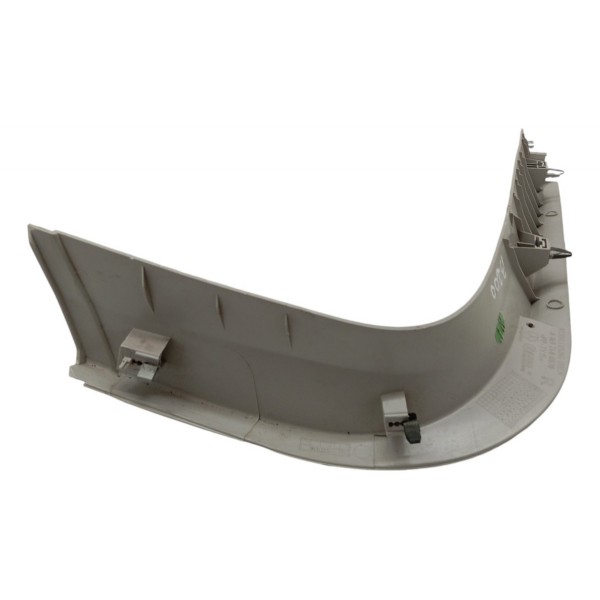 Acabamento Tampa Traseira Direita Mercedes B180 B200 2009