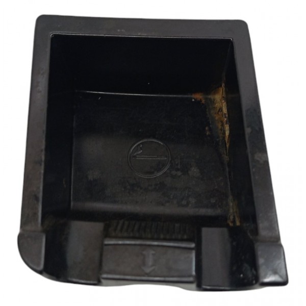 Cinzeiro Mercedes Benz B180 B200 2008 2009 2010 2011