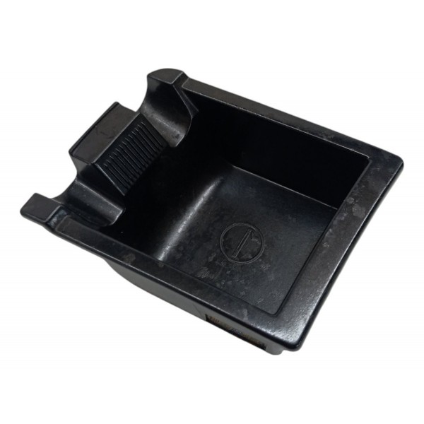 Cinzeiro Mercedes Benz B180 B200 2008 2009 2010 2011