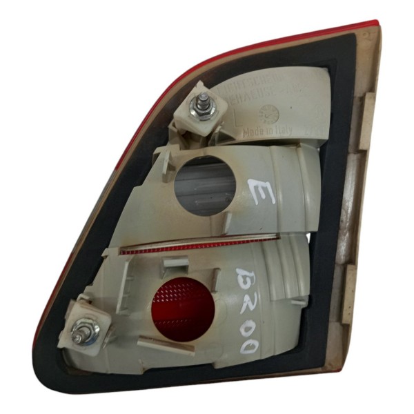 Lanterna Esquerda Tampa Traseira Mercedes B200 B180 2009 10 Esquerdo
