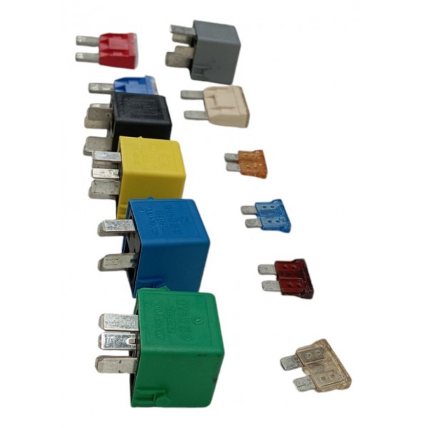 Kit Fusiveis Relê Mercedes Benz B180 B200 2.0 2009 2010 2011