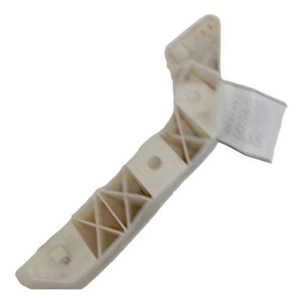 Guia Parachoque Dianteiro Direito Nissan Livina 2012 2013 14