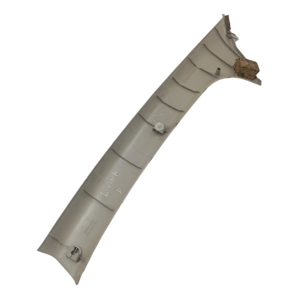 Acabamento Coluna Parabrisa Direito Nissan Livina 2012 13