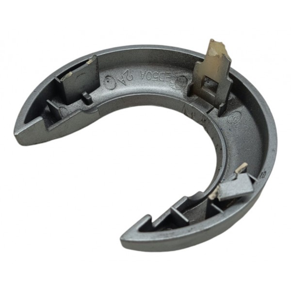 Acabamento Aro Maçaneta Interna Nissan Livina 2010 2011 2012 - Prateado - Dianteira