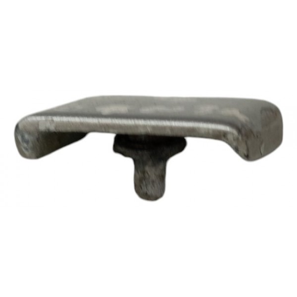 Acabamento Lado Direito Santana 2000