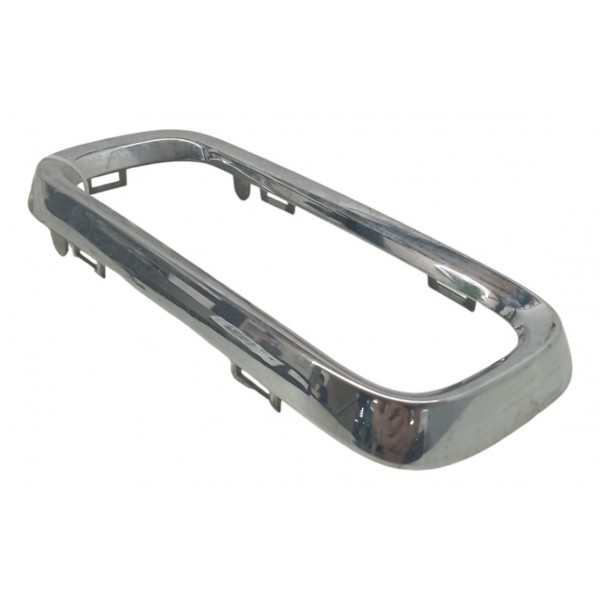 Moldura Friso Cromado Grade Jeep Renegade 2016 Detalhe