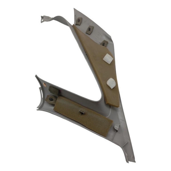 Moldura Coluna Traseira Direita Ford Focus Hatch 2007 2008