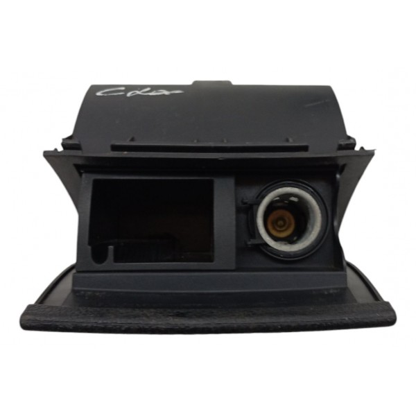 Cinzeiro Traseiro Com Acendedor Mercedes C200 2009