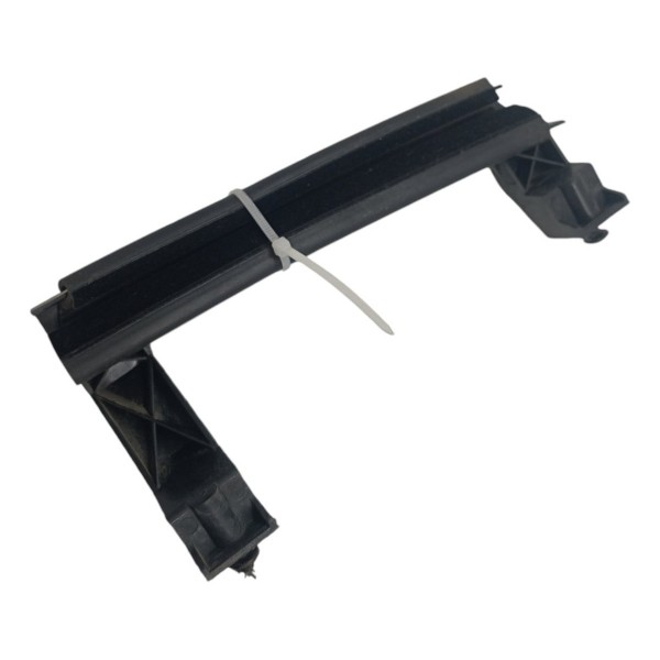 Guia Canaleta Vidro Traseiro Direito Ford Focus Hatch 2008