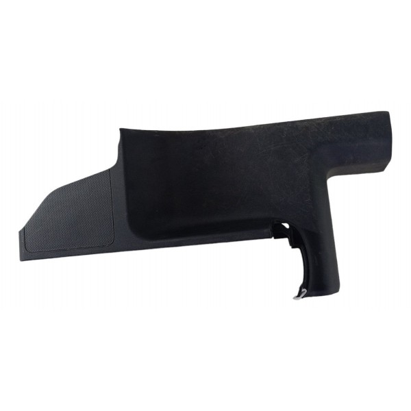 Acabamento Coluna Traseira Esquerda Mitsubishi Outlander 15