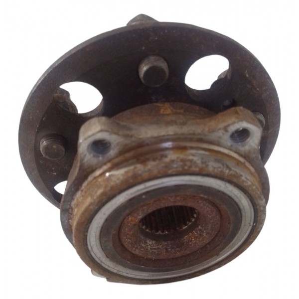 Cubo Roda Traseira Direita Mercedes Benz C180 Cgi 2011 2012