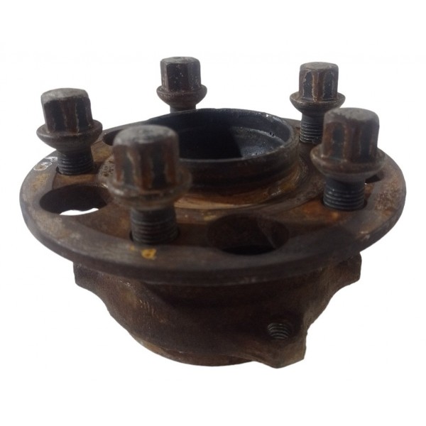 Cubo Roda Traseira Direita Mercedes Benz C180 Cgi 2011 2012