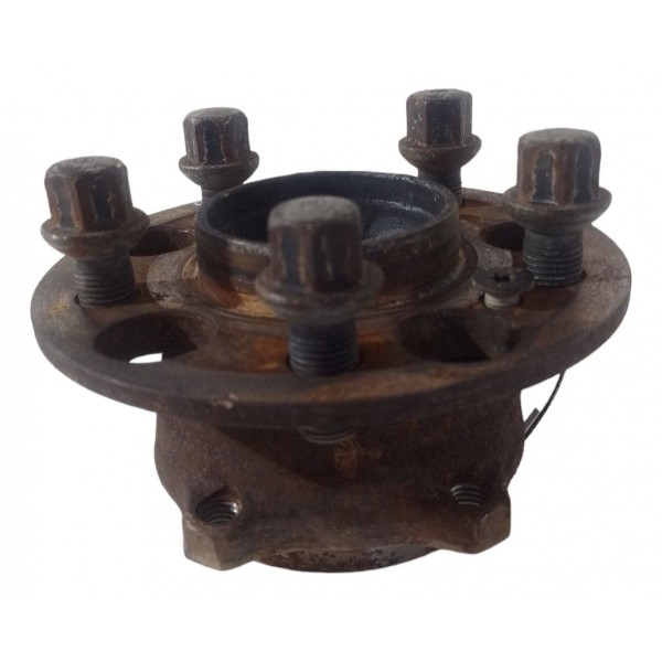 Cubo Roda Traseira Direita Mercedes Benz C180 Cgi 2011 2012