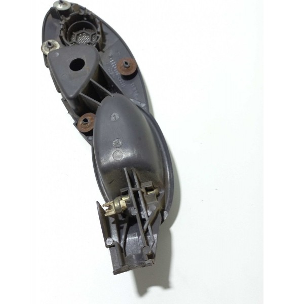 Maçaneta Interna Porta Dianteira Esquerda Classe A 2003 - Preto - Dianteira