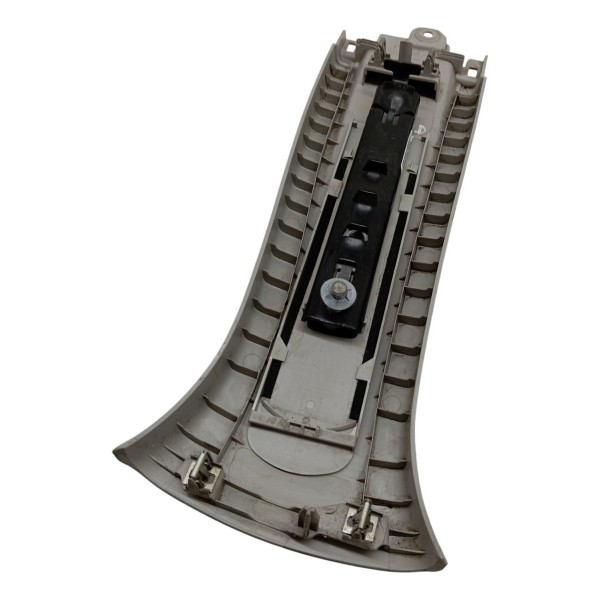 Acabamento Moldura Central Coluna Cinto Ford Ka 1.0 2015 Palha