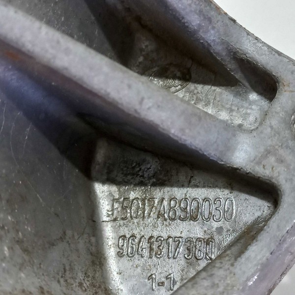 Suporte Alternador/bomba De Ar  Peugeot 307