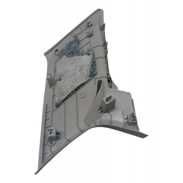 Moldura Suporte Bagagito Esquerdo Gm Tracker 2019 Detalhes Cinza