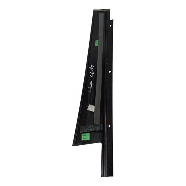 Acabamento Porta Traseira Direita C200 2009