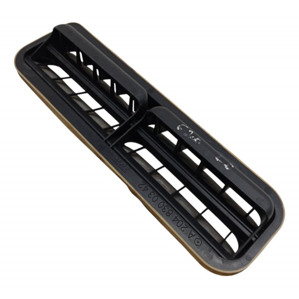 Grade Ventilação Carroceria Mercedes C200 2009