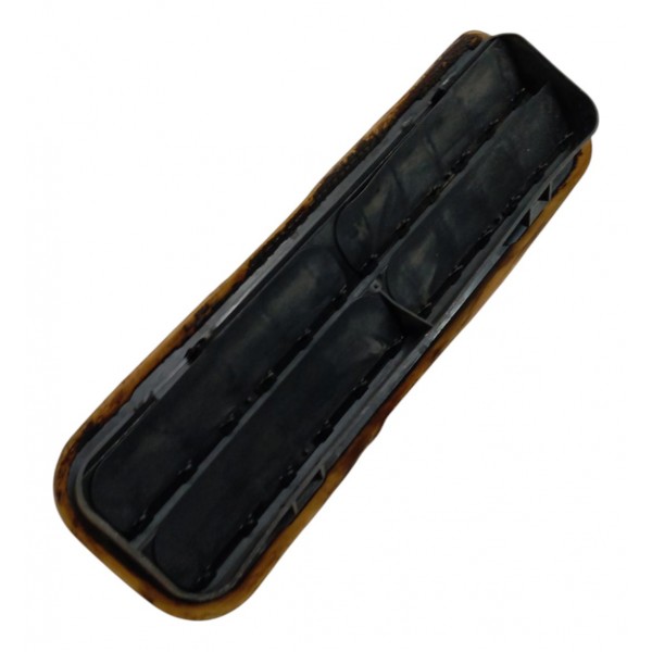 Grade Ventilação Carroceria Mercedes C200 2009