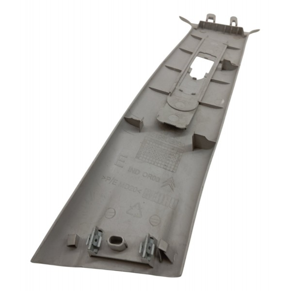 Acabamento Coluna Lateral Esquerda Citroen C3 2006 2008