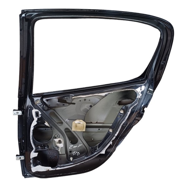 Porta Traseira Direita Peugeot 207 Detalhes
