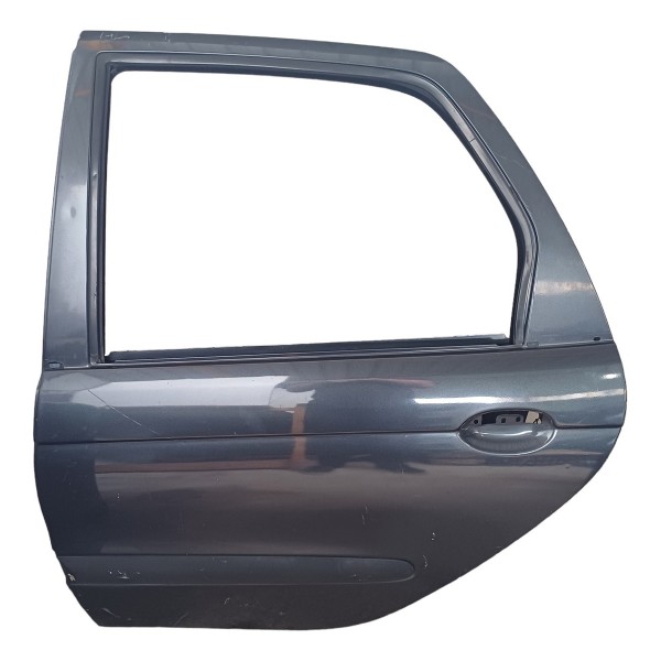 Porta Traseira Esquerda Renault Scenic 2003 Detalhe