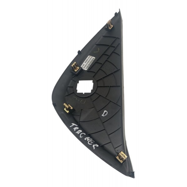 Moldura Acabamento Lateral Direito Painel Gm Tracker 2019 20