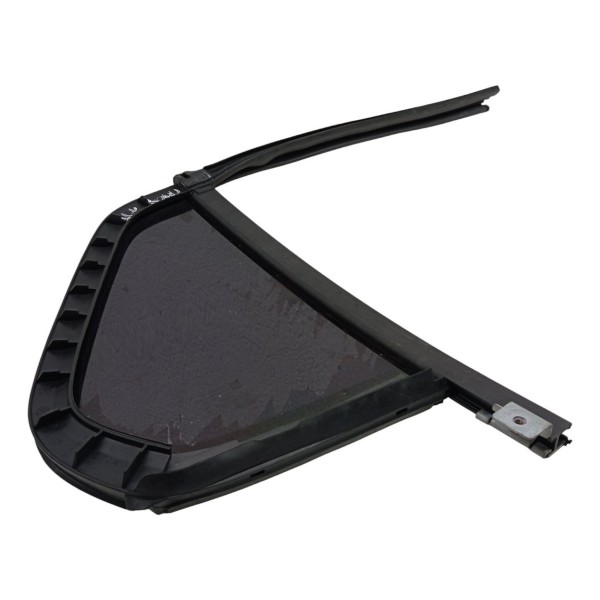 Vidro Fixo Traseiro Esquerdo Chevrolet Tracker 2017 2018 19