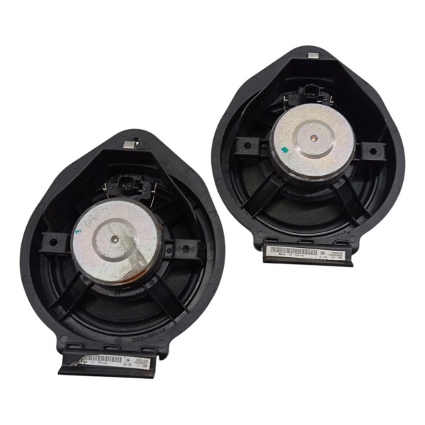 Par Alto Falantes Porta Traseira Chevrolet Tracker 2018 2019 Preto