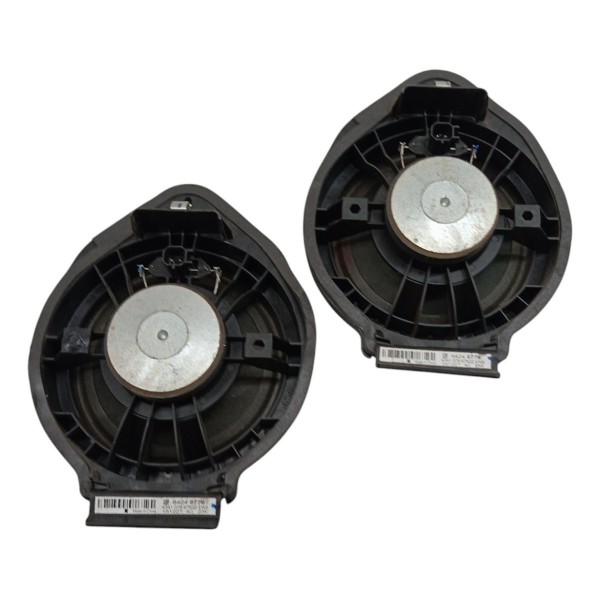 Par Alto Falante Porta Dianteira Chevrolet Tracker 2018 2019 Preto