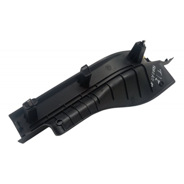 Acabamento Soleira Traseira Esquerda Chevrolet Tracker 2019 Preto