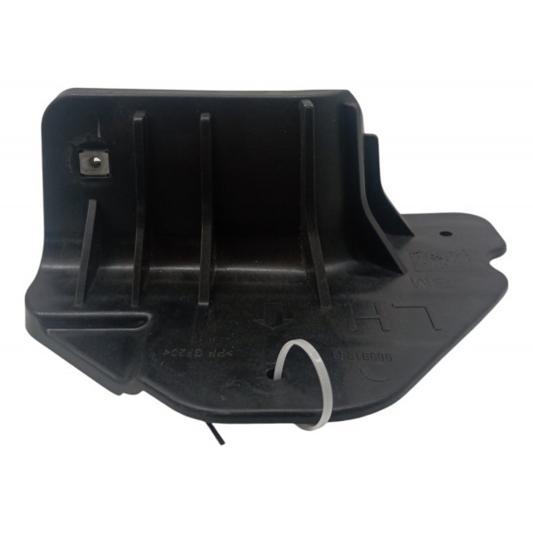 Suporte Interno Porta Traseira Esquerda Gm Tracker 2018 2019