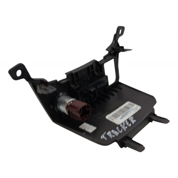 Acabamento Tomada 12v Passenger Gm Tracker 2017 2018 2019 20