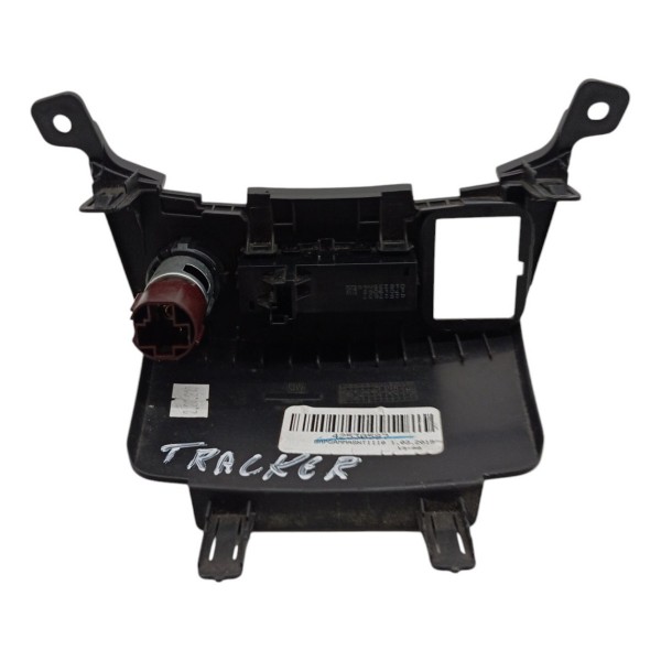 Acabamento Tomada 12v Passenger Gm Tracker 2017 2018 2019 20