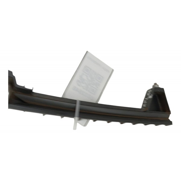 Guia Canaleta Vidro Porta Traseira Direita Gm Tracker 2019