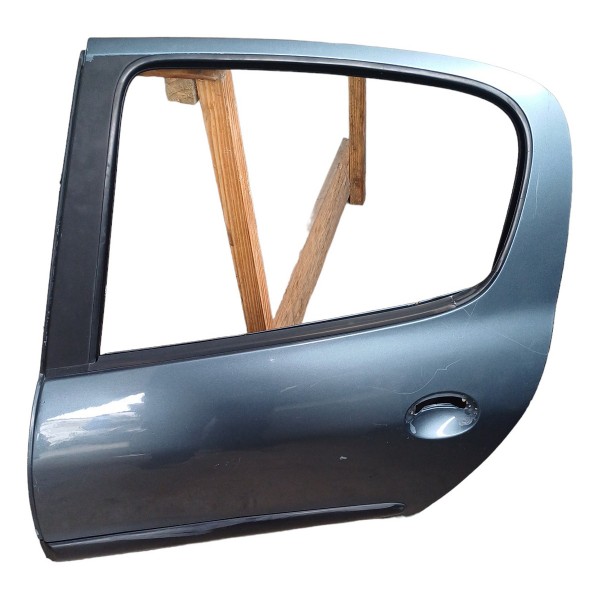 Porta Traseira Esquerda Peugeot 206 Detalhes Traseira Esquerdo Cinza