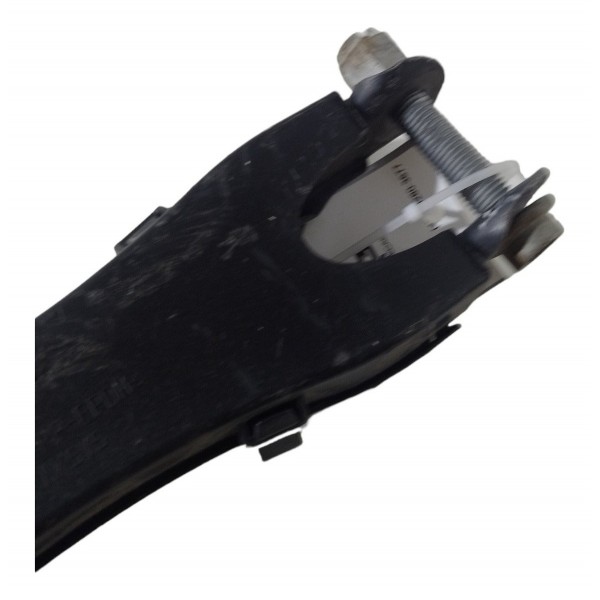 Braço Inferior Suspensão Traseira Esquerda Mercedes C180 Cgi
