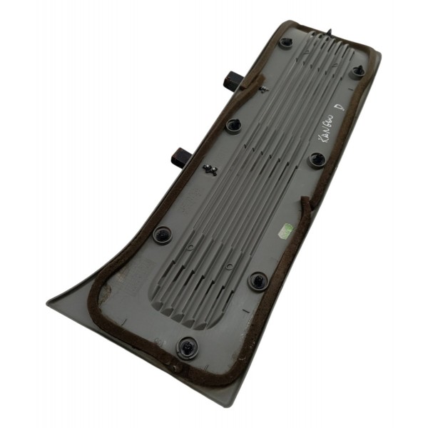 Moldura Interna Traseira Direita Renault Kangoo 2013 2014