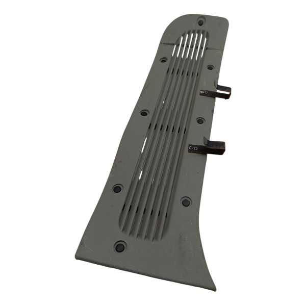 Moldura Interna Traseira Direita Renault Kangoo 2013 2014