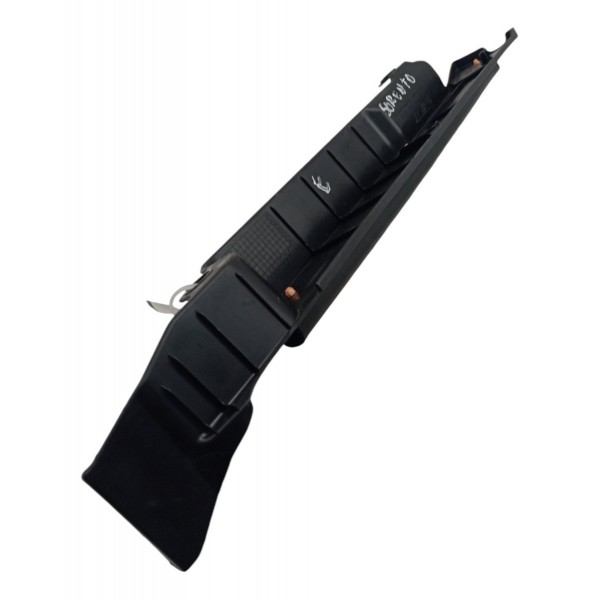 Acabamento Paralama Esquerdo Kia Sorento 3.5 2010 2011 2012