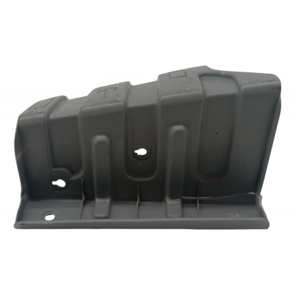 Suporte Guia Parachoque Traseiro Esquerdo Kia Sorento 2012