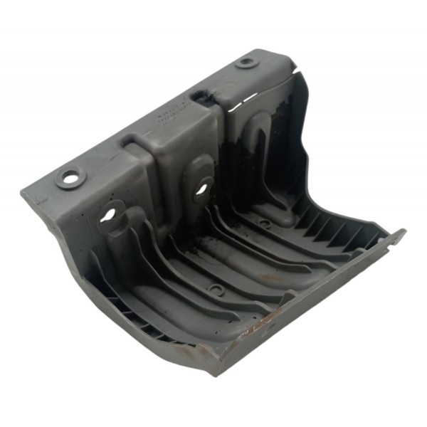 Suporte Guia Parachoque Traseiro Esquerdo Kia Sorento 2012