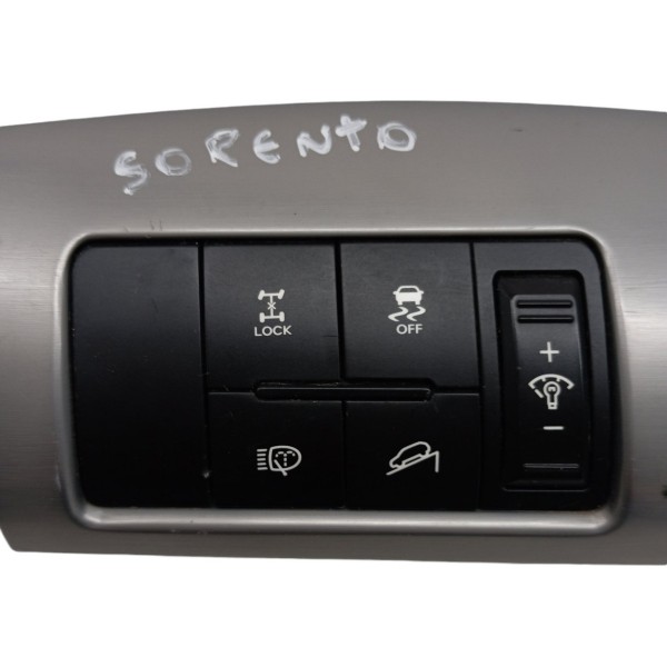 Moldura Botão Controle Tração Painel Kia Sorento 3.5 2012 13